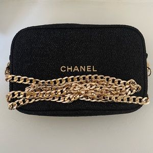 💕Brand new Chanel cosmetic makeup pouch💕